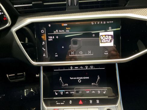 Used 2022 Audi RS 6 w/ Executive Package image 8