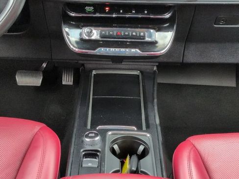 Used 2024 Lincoln Corsair Grand Touring AWD/4WD image 19