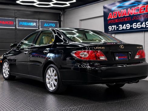 Used 2003 Lexus ES 330 FWD image 3