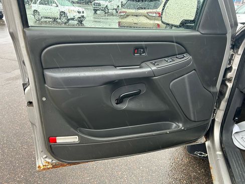 Used 2006 Chevrolet Silverado 1500 LT w/ Light Duty Power Package image 13