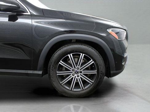 Used 2025 Mercedes-Benz GLE 350 4MATIC image 33