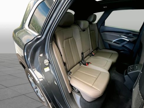 Certified 2025 Audi Q5 Premium AWD/4WD image 19