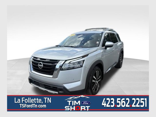 Used 2024 Nissan Pathfinder Platinum AWD/4WD image 1