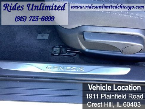 Used 2014 Hyundai Genesis 2.0T image 12