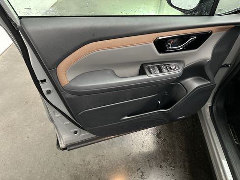 Used 2026 Subaru Forester Sport AWD/4WD image 18