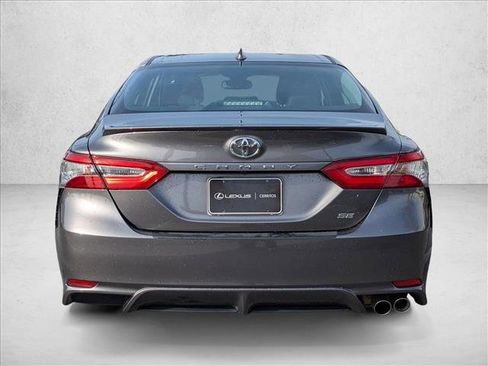 Used 2019 Toyota Camry SE image 8