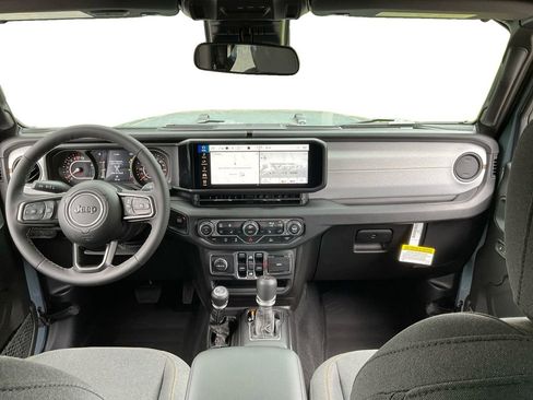 New 2025 Jeep Gladiator Sport image 16