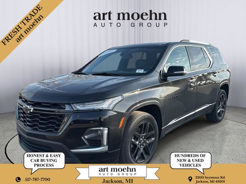 Used 2022 Chevrolet Traverse Premier w/ LPO, Blackout Package image 1
