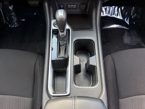 Used 2025 Nissan Sentra SV FWD image 17