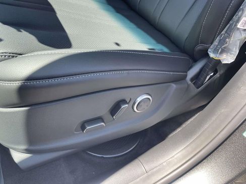 New 2026 Genesis GV80 2.5T Select image 21