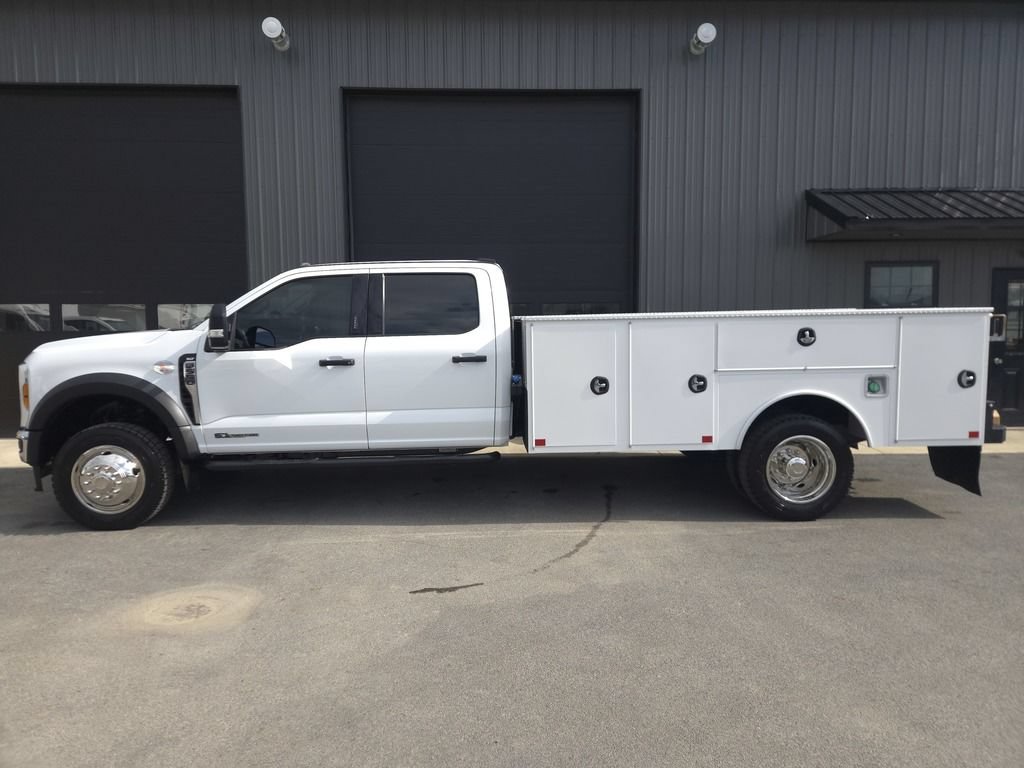 Used 2024 Ford F550 4x4 Crew Cab Super Duty w/ XLT Value Package image 1