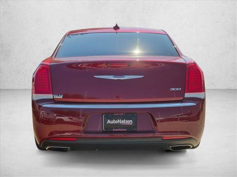 Used 2019 Chrysler 300 Touring L w/ Quick Order Package 22F RWD image 6