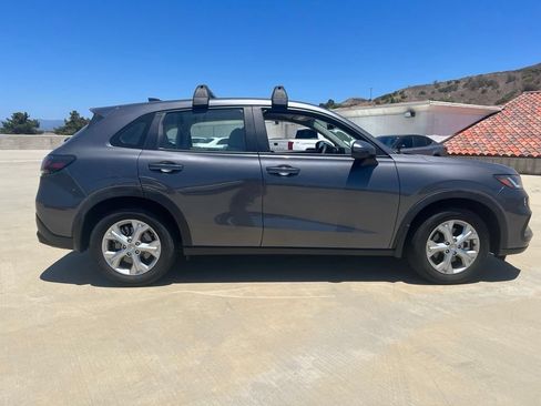 Used 2025 Honda HR-V LX image 6