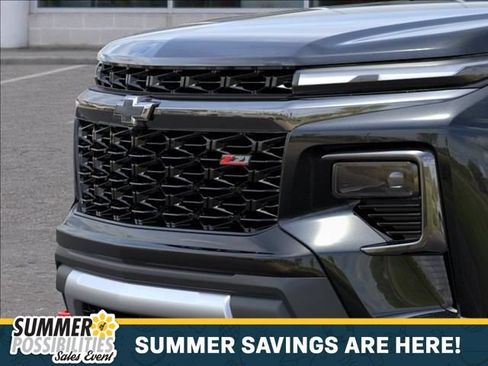 New 2026 Chevrolet Traverse Z71 w/ Driver Confidence Package AWD/4WD image 13