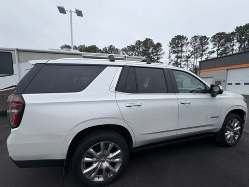 Used 2021 Chevrolet Tahoe High Country w/ Premium Package image 6