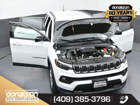 New 2026 Jeep Compass Latitude image 23
