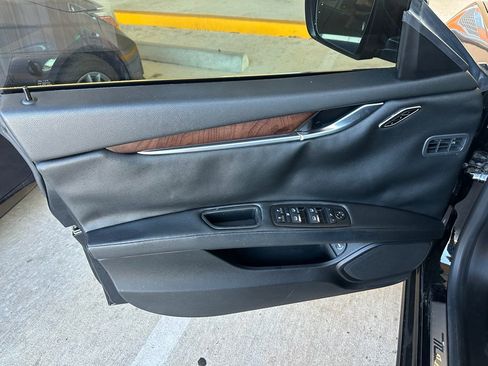 Used 2014 Maserati Ghibli image 8