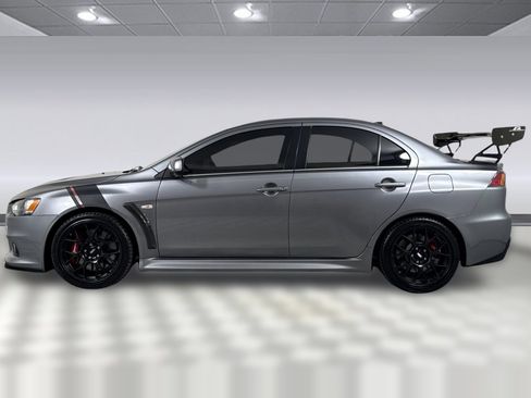 Used 2013 Mitsubishi Lancer Evolution MR AWD/4WD image 2