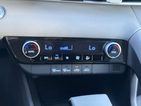 New 2026 Hyundai Elantra Sport image 19