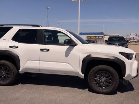 Used 2025 Toyota 4Runner SR5 AWD/4WD image 3