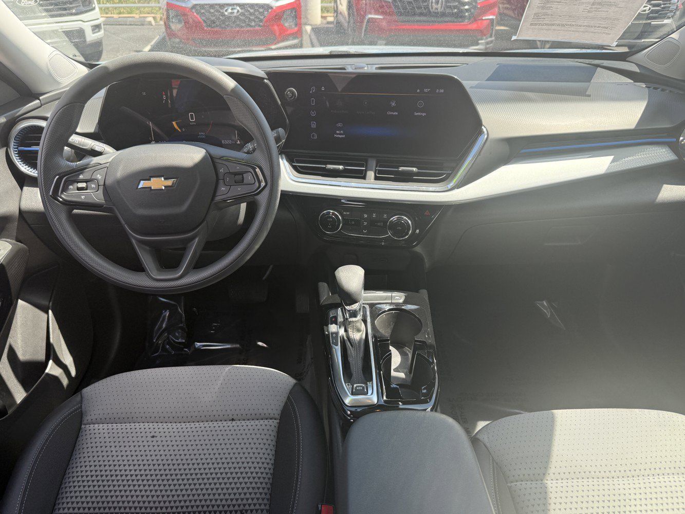 Used 2025 Chevrolet Trax LT FWD image 20