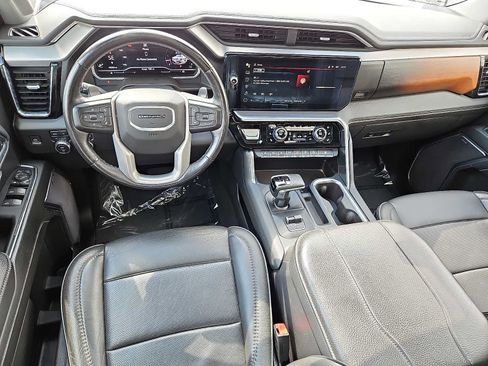 Used 2023 GMC Sierra 1500 Denali w/ Denali Reserve Package AWD/4WD image 10