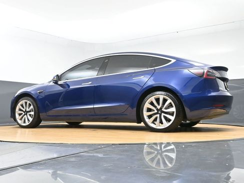 Used 2017 Tesla Model 3 Long Range image 56