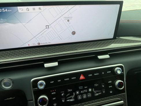 New 2026 Genesis GV80 3.5T e-SC image 18