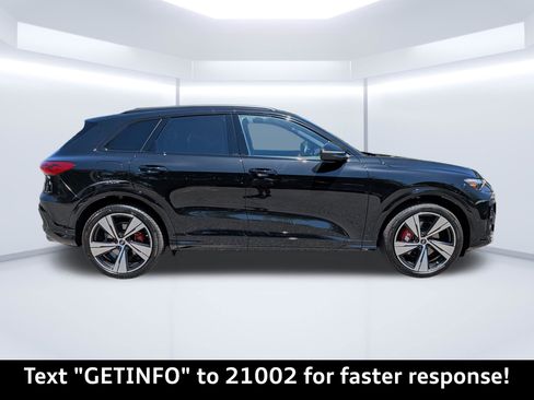 New 2026 Audi SQ5 Premium Plus AWD/4WD image 2