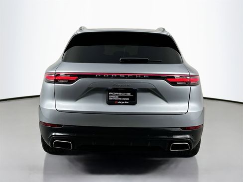Certified 2023 Porsche Cayenne image 6