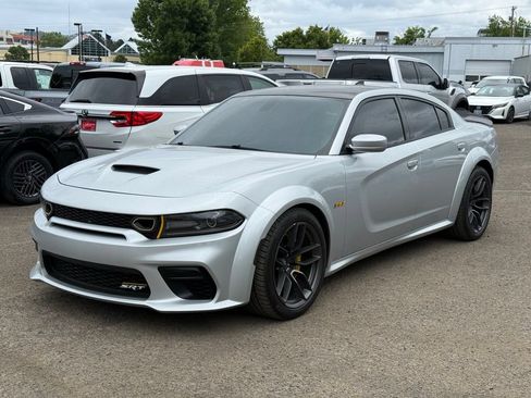 Used 2020 Dodge Charger Scat Pack RWD image 2