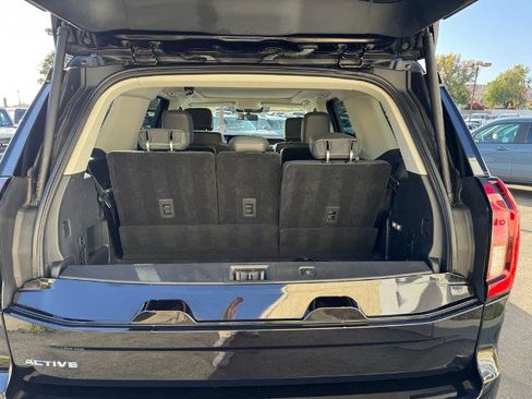 Certified 2025 Ford Expedition Active AWD/4WD image 11