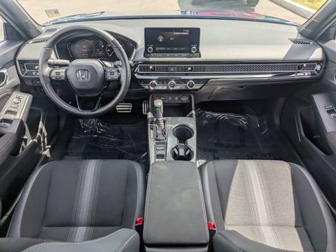 Used 2025 Honda Civic Sport image 13