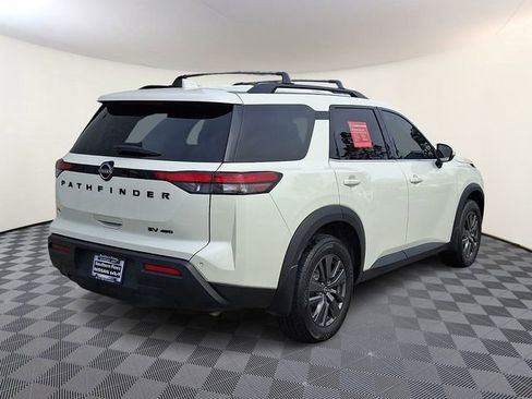 Certified 2023 Nissan Pathfinder SV w/ Black Appearance Package image 8