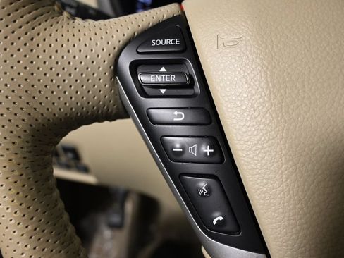 Used 2013 Nissan Murano LE w/ Platinum Pkg AWD/4WD image 31