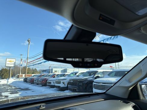 Used 2018 Chevrolet Colorado Z71 w/ Centennial Edition image 44