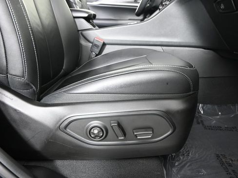 Used 2023 Jeep Grand Cherokee Limited image 14