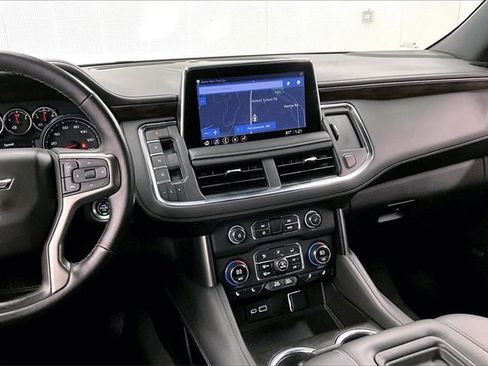 Used 2021 Chevrolet Tahoe Z71 w/ Luxury Package image 6