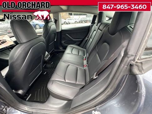 Used 2023 Tesla Model 3 Performance image 11