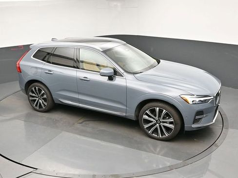 Used 2023 Volvo XC60 B5 Ultimate AWD/4WD image 18