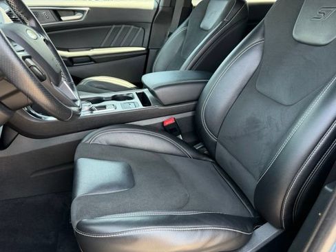 Used 2021 Ford Edge ST w/ Cargo Accessory Package AWD/4WD image 13