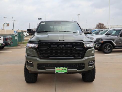 New 2026 RAM 1500 4x4 Crew Cab image 2