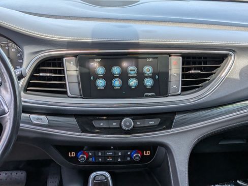 Used 2018 Buick Enclave Premium FWD image 20