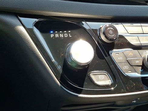 New 2026 Chrysler Voyager LX image 12