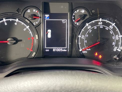 Used 2022 Toyota 4Runner SR5 RWD image 12