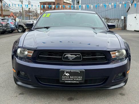 Used 2012 Ford Mustang Premium image 2