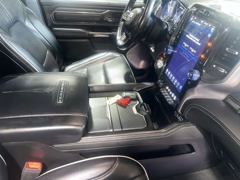 Used 2020 RAM 1500 Limited image 10