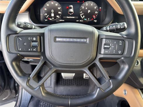 Used 2025 Land Rover Defender 110 X image 13