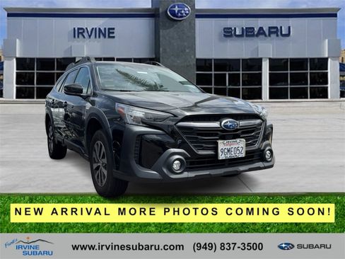 Used 2023 Subaru Outback Premium AWD/4WD image 1