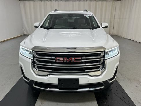 Certified 2023 GMC Acadia SLT w/ Preferred Package AWD/4WD image 3